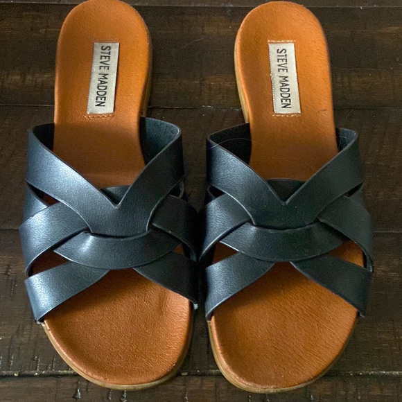 Steve Madden sandals - Picture 2 of 2